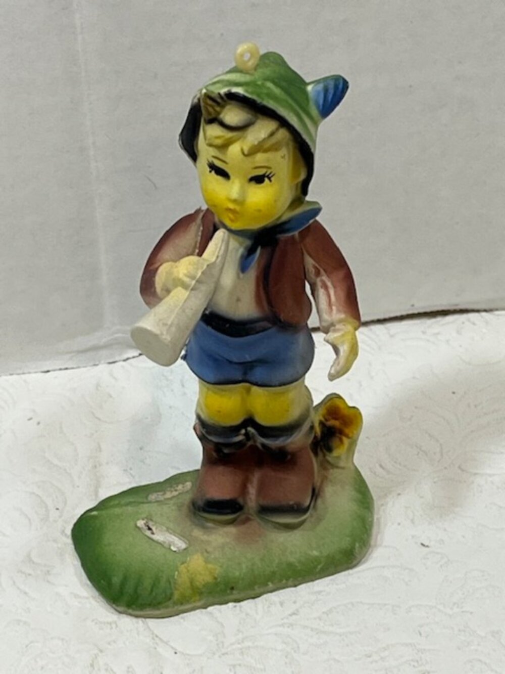 VTG Plastic "Hummel-style" Decorative Figurine Little Boy w/Horn Dog MISSING 4"